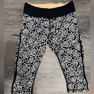 Lululemon yoga leggings